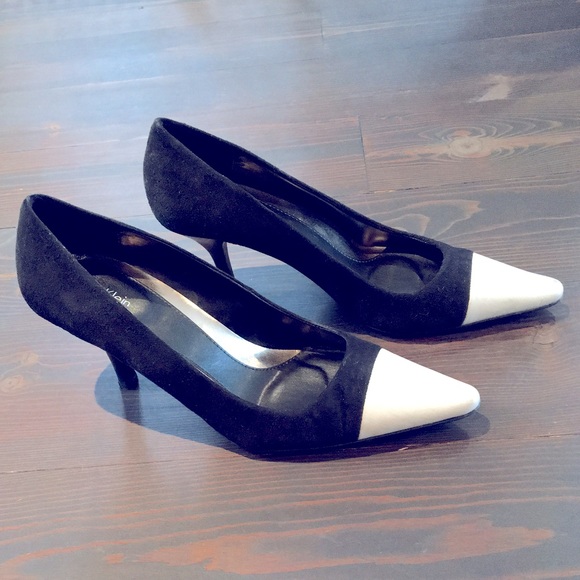 Black suede heels with cream leather toe - Picture 1 of 3